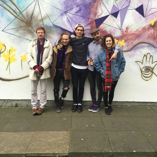 Hoxton Live w Dahlia Sleeps