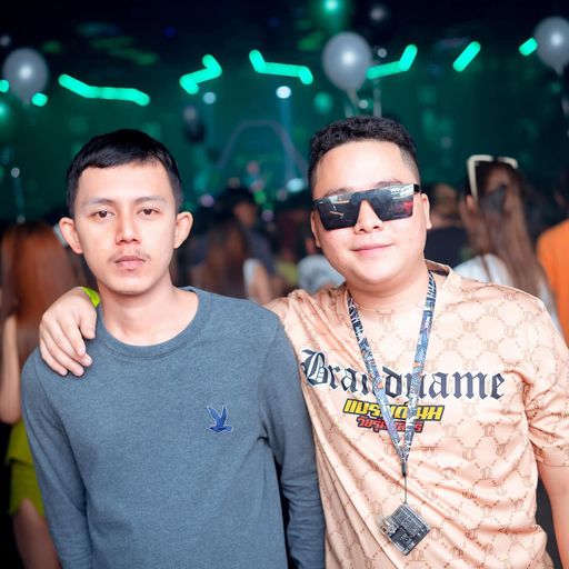 พ่อหนุ่มเทสดี มาเอายาพี่ไปเทสดู นะ.By เอ TK