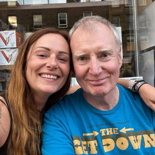 Back2House Radio - James Combe & Caroline Desykes - It's All About The Groovy Brunch Beats