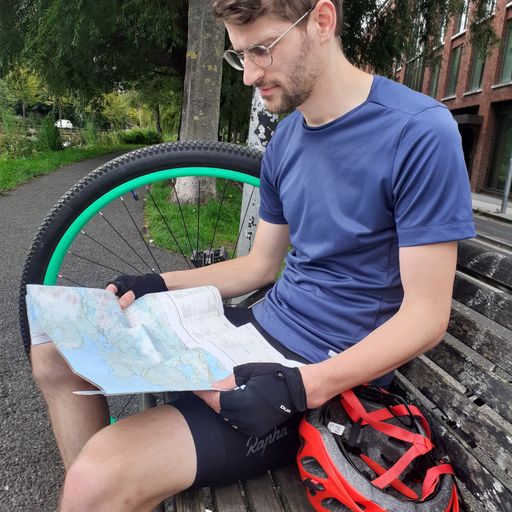 Who is Eamonn Keaveney? The Unicycle Man originally from Claremorris!