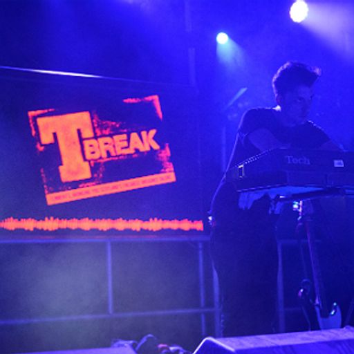 Radio Magnetic at T Break 2013: Machines In Heaven