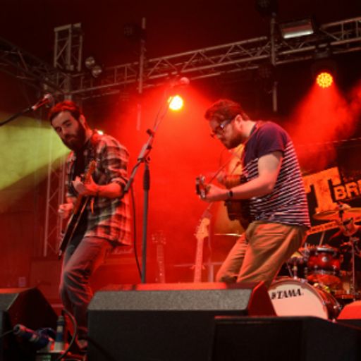 Radio Magnetic at T Break 2013: Fake Major 