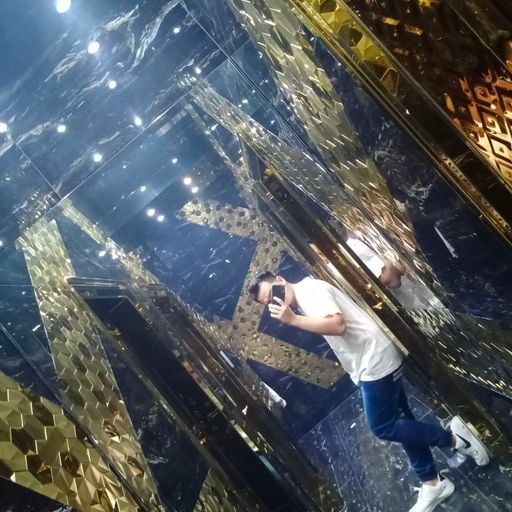 อยากเกิดเป็นแว่นตาจะได้ถ่างขาใส่หน้าเธอ By บังสังกะสี