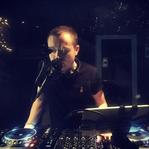 Deep Cuts w/ Ewan 24.11.17