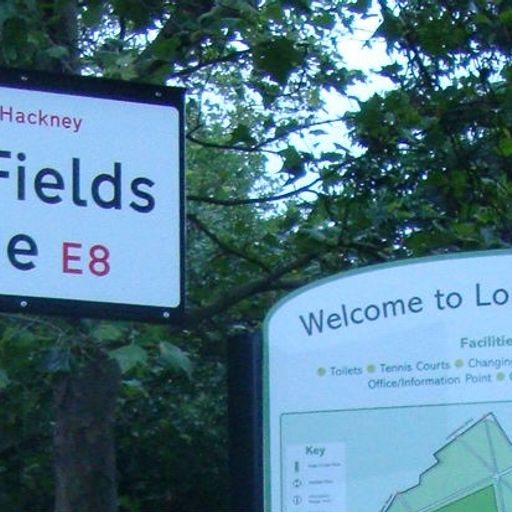 Undiscovered Gems Strut Vintage