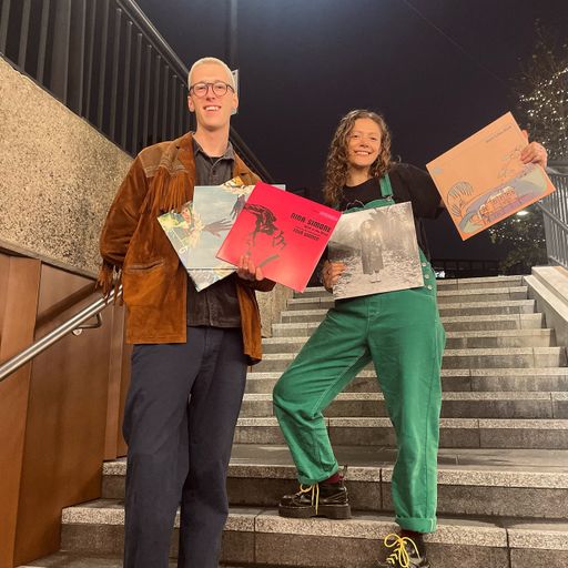 Earth Groove w/ Edible and Chloe - 21/11/23 - Voices Radio