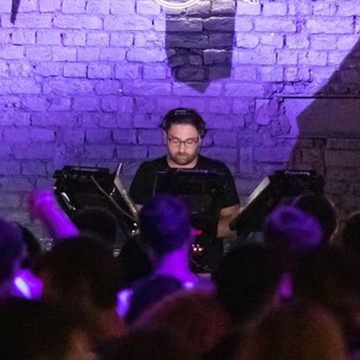 On the Floor – Cosmin TRG at Control Club