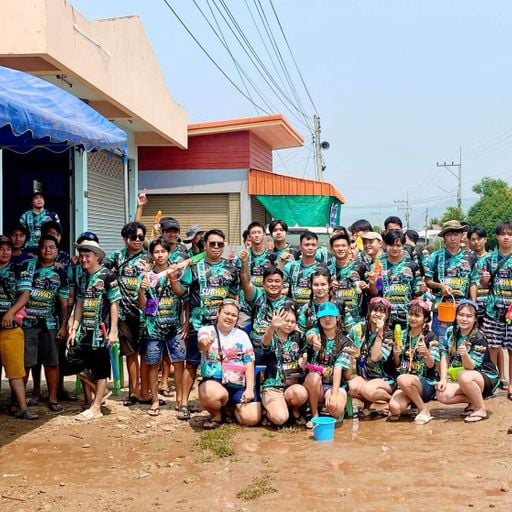 วัยรุ่นยางแก้ว ขวัญใจสาวพีอาร์