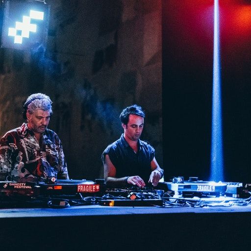 Main Stage – The Barking Dogs at Dancity Festival