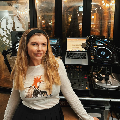 Discover Live w/ Jodie Bryant - 20/11/23 - Voices Radio