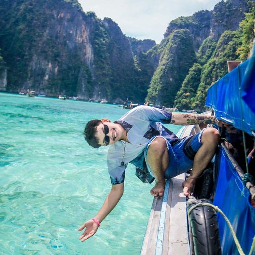 ดีดก็บอก ไม่ต้องบอกว่าอัศวิน By:Fen’Feed