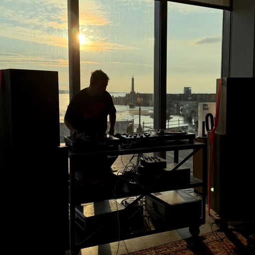 Madera Verde; Terraza @ Louie On Sea, sunset, Sat 11 Oct 25