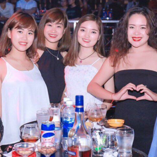 Nonstop 2019 Chúng Ta Là Chị Em Tốt - 我们是好姐妹 - Nhạc Sàn Cực Mạnh - #Đào Hưởng