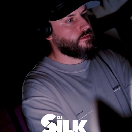 DJ SILK LIVE @ MISS LILLYS DUBAI (WARM UP VIBES) R&B / DANCEHALL