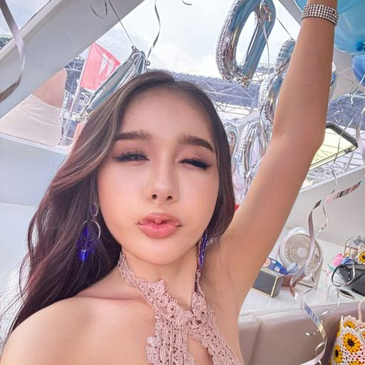 Happy birthday Boss เยลลี่ แมวเหมียว.Com