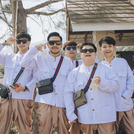 มงคลเปิดประตูให้เปี๊ยกหน่อย