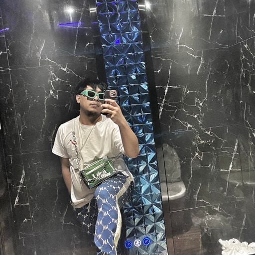 อยากกินน้ำที่ใส่ขวดหรือที่กูกรวดไปให้ By เสี่ยมิว วัวหันแม่สาย