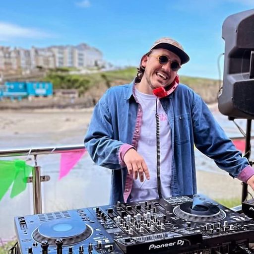 Sounds of the Underground w/ Quinn & Tom Shanks - Voices Radio - 26.08.23