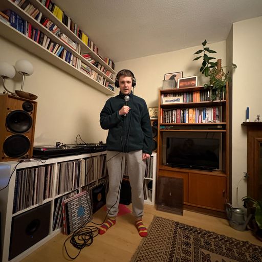 Fritto Misto w/ DJ Trigger Happy - 19/10/24 - Voices Radio