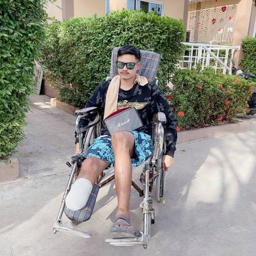 เมาจนขาขาด ก็ยังเต้นอยู่