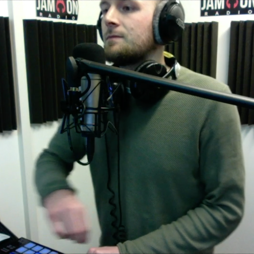 Tun It Up Radioshow | Hosted by Selecta Iray