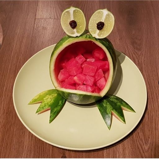 Fresh Fruit #30 w/ Special Guest Mathew Johnson and The Frosch Prince 13.10.2018