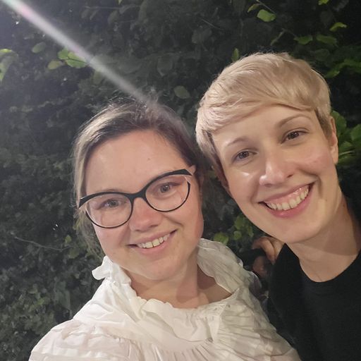 Nostalgia Waves w/ Olivia Gable & Beth Falconer - 18/08/23 [Voices Radio]