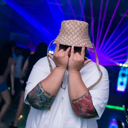 ไว้ผมรวย ผมจะช่วยทุกคน HBD.ป๋าแอม บิ๊กบอย