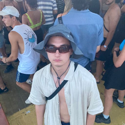 blu.e Music w/ Falang 08/09/22