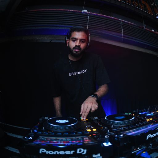 SIMPLE ON VOICES RADIO - EBITDA GOES EMO - 17/09/25 - Voices Radio