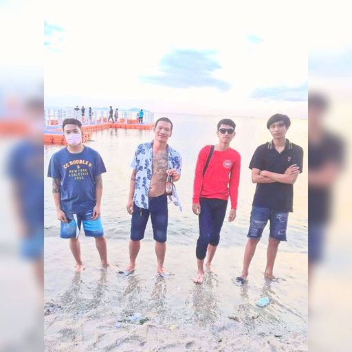 ถึงของพี่จะเล็กเเต่พี่ก็เยสน้องด้วยความรัก.