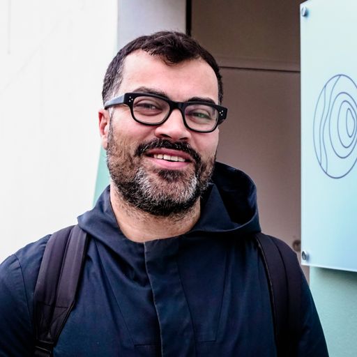 Radio Highlife: Auntie Flo // 11-04-2018