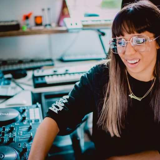 Connections to Sound: Kayla Painter with Julia-Sophie // 23-08-21