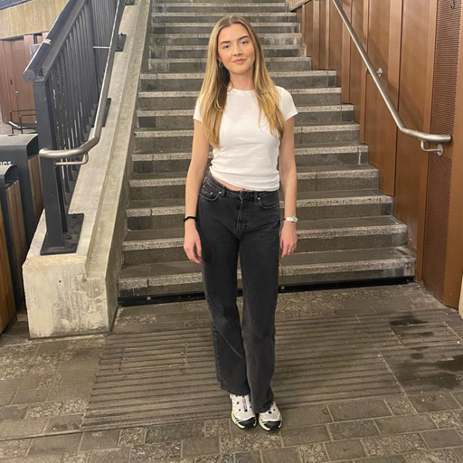 Pulling Strings w/ Becca - 11/02/23