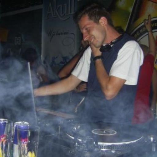 Dj Robqe	My soul & Me