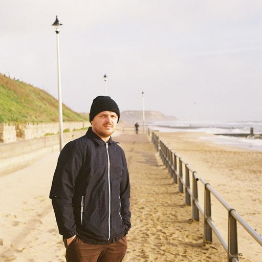 Tom Barker - 02/01/26 - [Voices Radio]