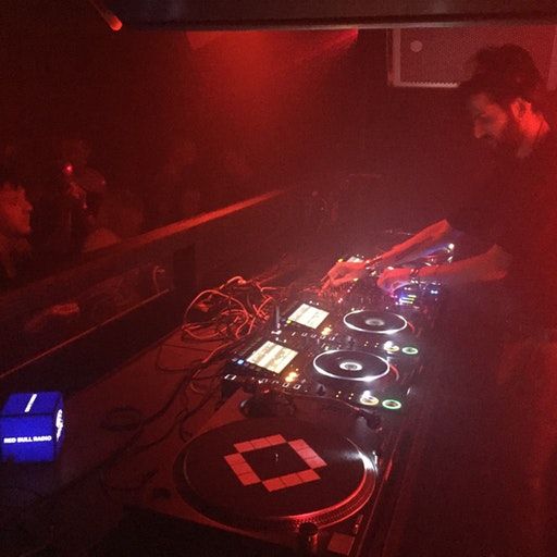 On the Floor – Antigone at Culture Box