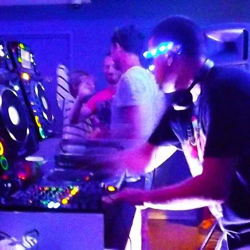 Shane SOS Live@ The Shore Club-Manly Beach