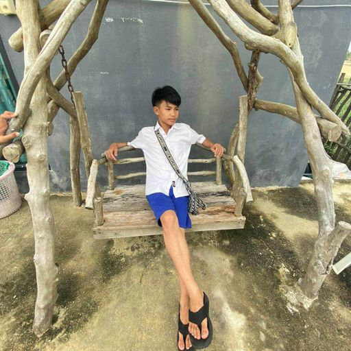 ดมให้สบัด เคี้ยวให้บ้า By คุณอิดเรซน๊จจ้ะ