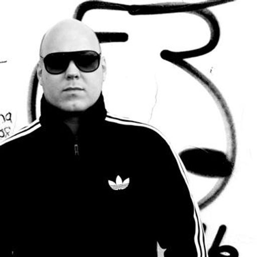 Alan Fitzpatrick mix for Steve Parry's Red Zone Summer 2012