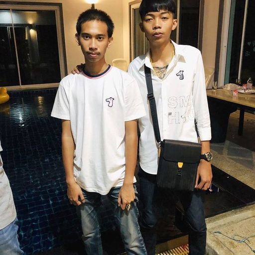 ฝากดูแลเขาที ชายคนนี้ยังดีไม่พอ byเด็กหลังเขา