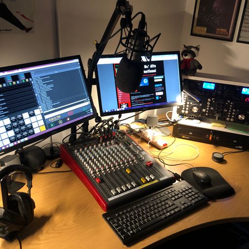 Rob Walker - Laser Hot Hits & Laser Gold -"A Better Music Mix" - LIVE Wednesday 06.08.25