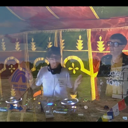 The Chill Out Tent - Wildblood & Queenie