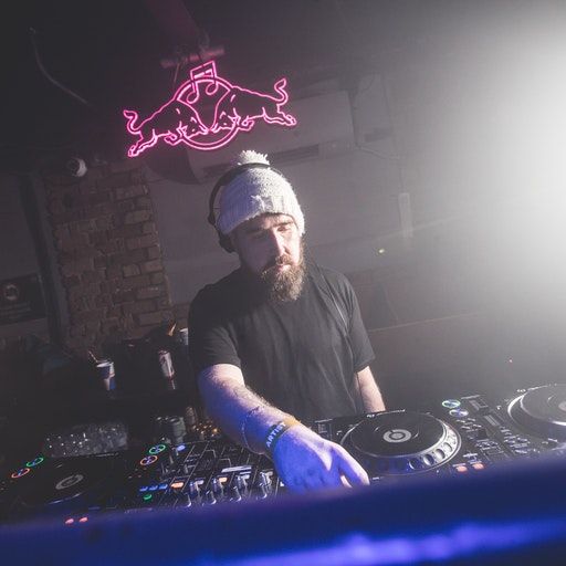 On the Floor – Dub Phizix & Strategy at Egg London