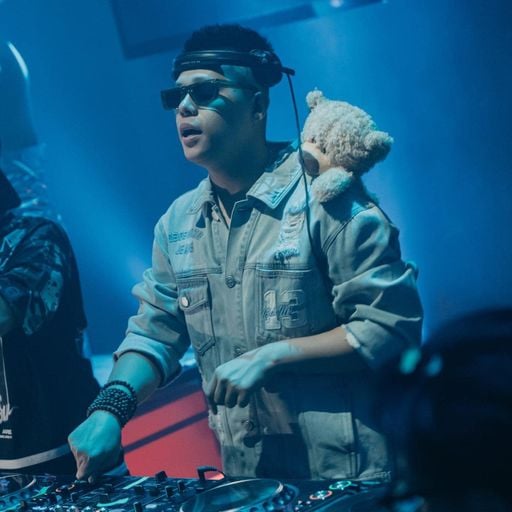VIỆT MIX - CÓ LẼ BÊN NHAU LÀ SAI x THỦY TRIỀU - DJ TiLO - Mua Nhạc Zalo [085208.8386]