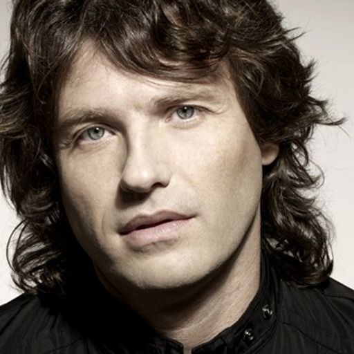 Hernan Cattaneo mix for Steve Parrys Red Zone radio show