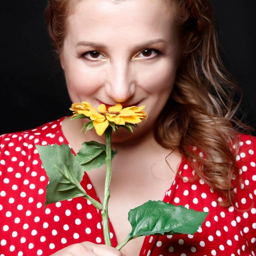 Astrostella w/Stella Astrologer Talk show - 15/12/25 [Voices Radio]