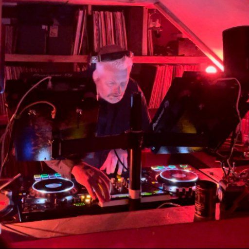 Melodic house/techno cover set