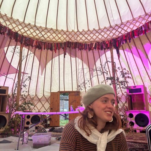 Eclectic Blends w/ Ellie Holmes - 10/10/25 [Voices Radio]