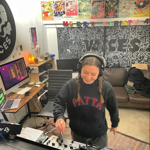 Tender Hooks w/ Sophia French - 25/11/23 - Voices Radio